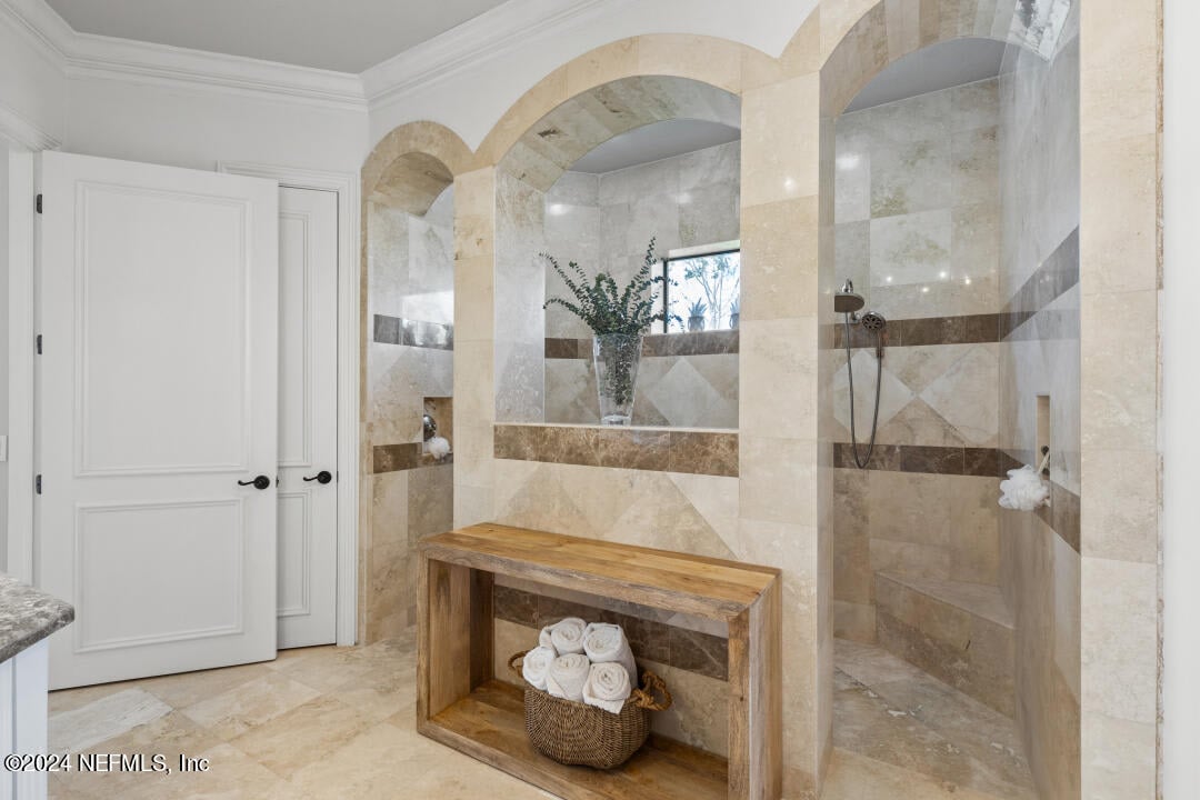 100 Harbourmaster Ct