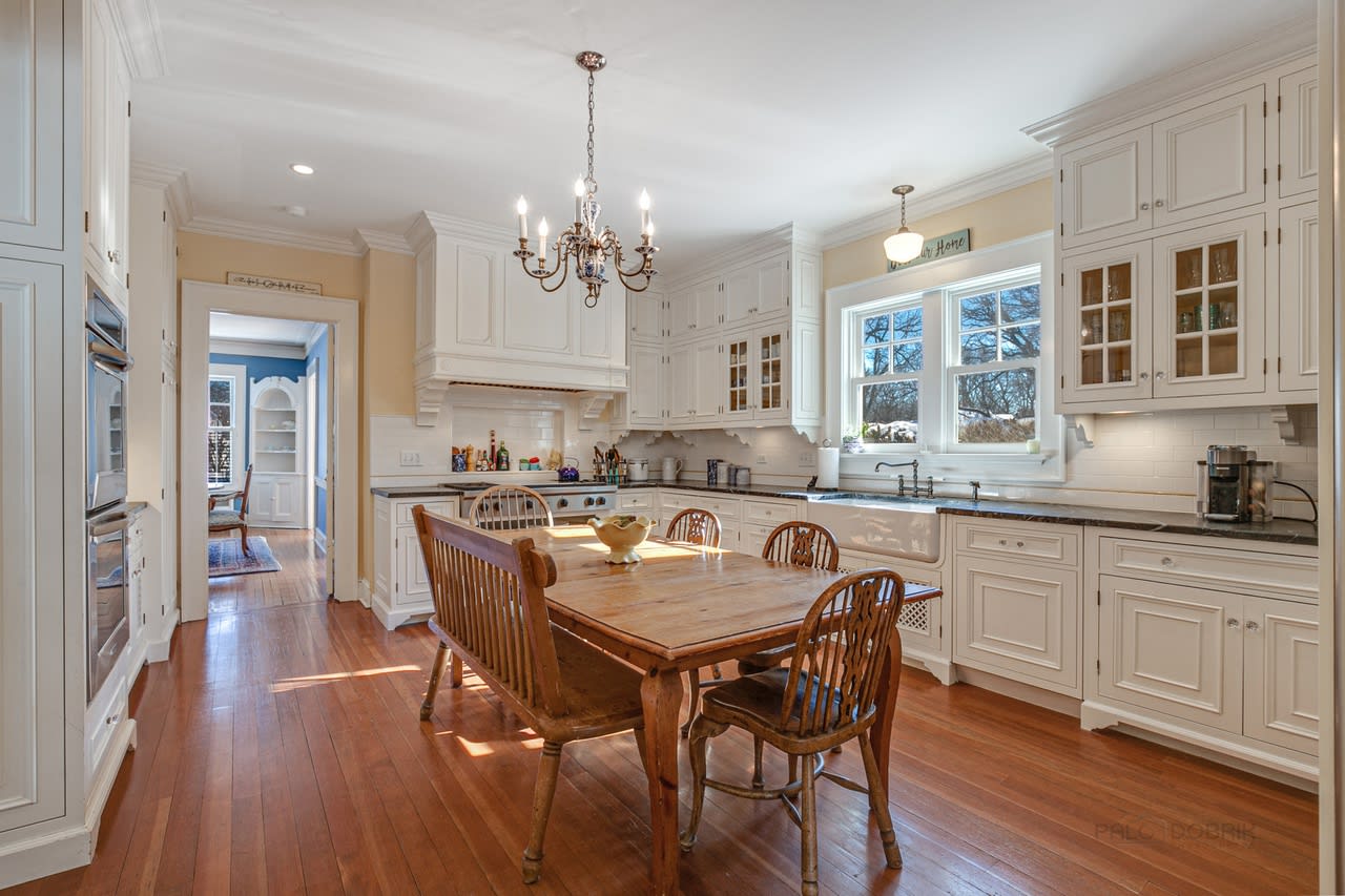 224 Maple Ct