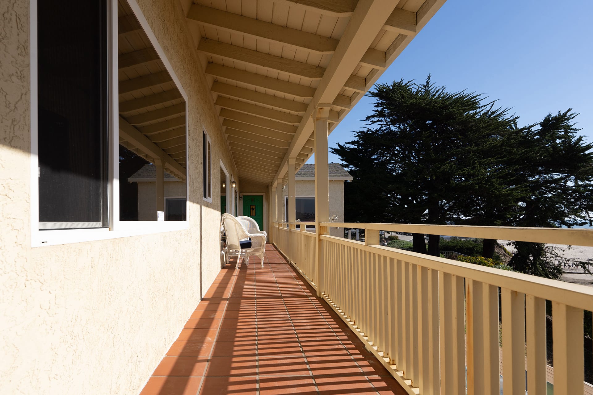 Santa Cruz Beach Living - 1703 E Cliff Dr