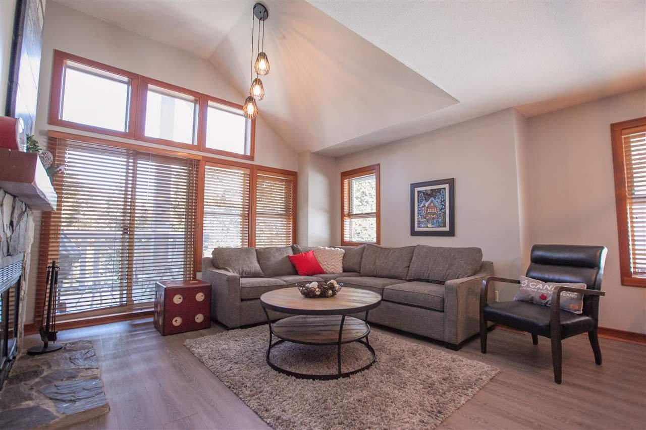 13-4661 Blackcomb Wy