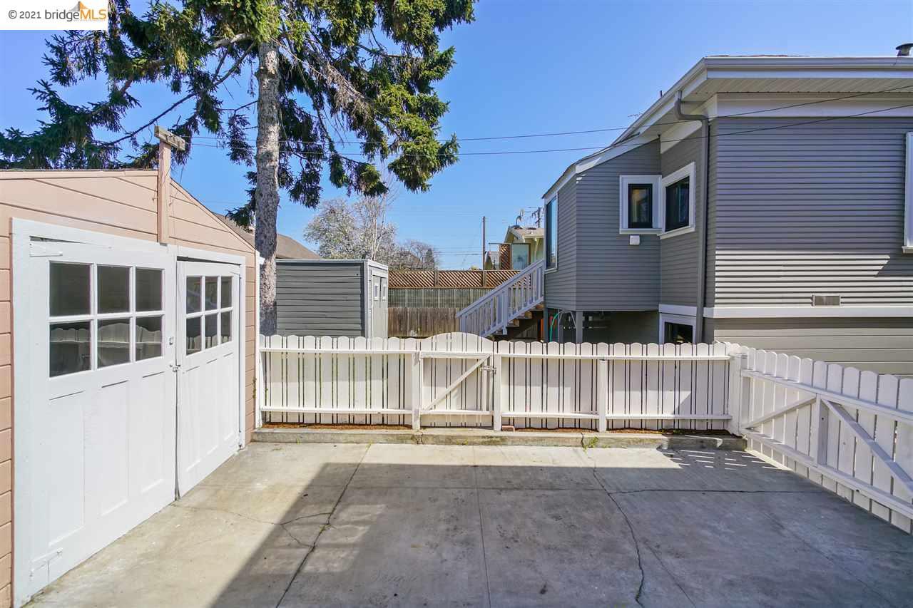 456 Cavour St