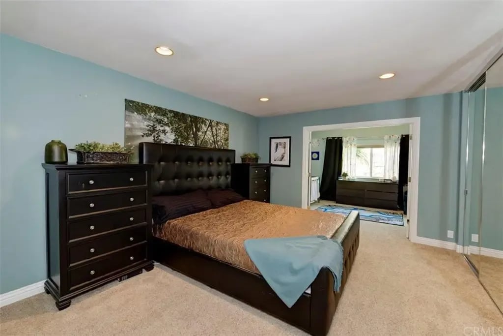 22802 La Quinta Dr