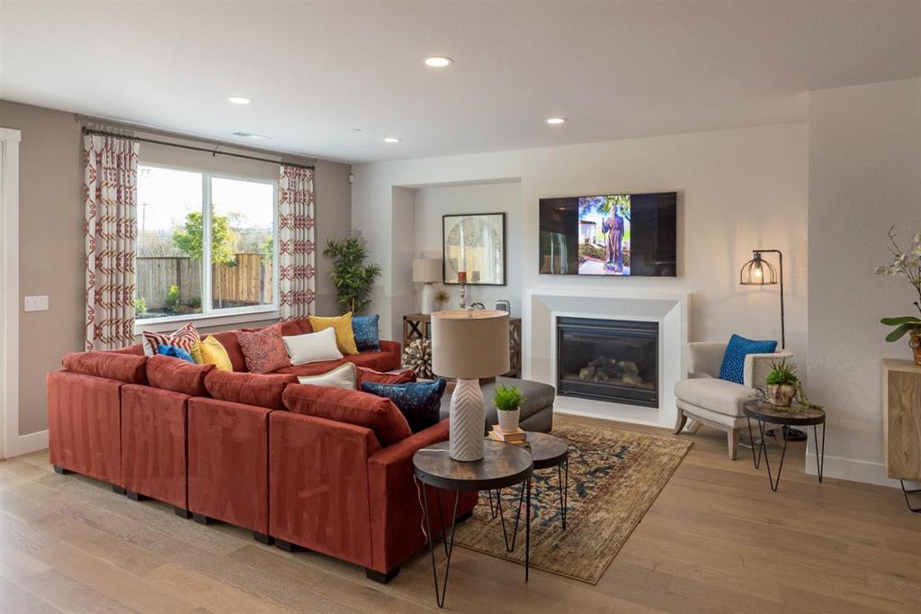 263 Cedar Ct