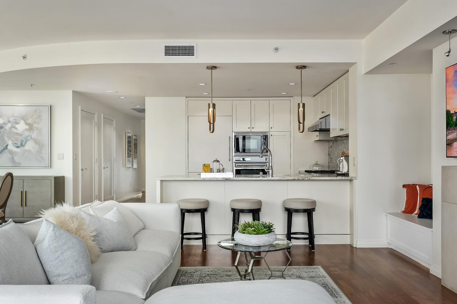 500 106th Avenue NE, Unit 601
