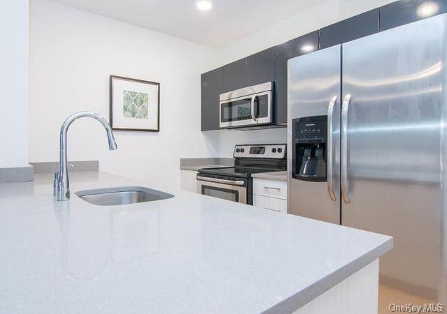 120 N Pearl St, #407