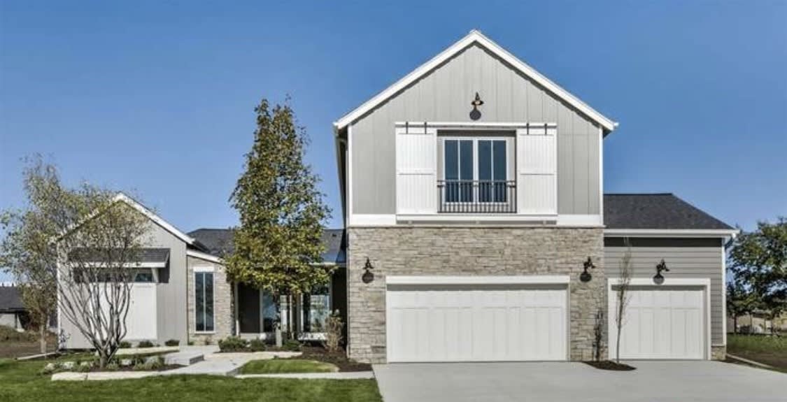 21874 Martha St | The Prairies