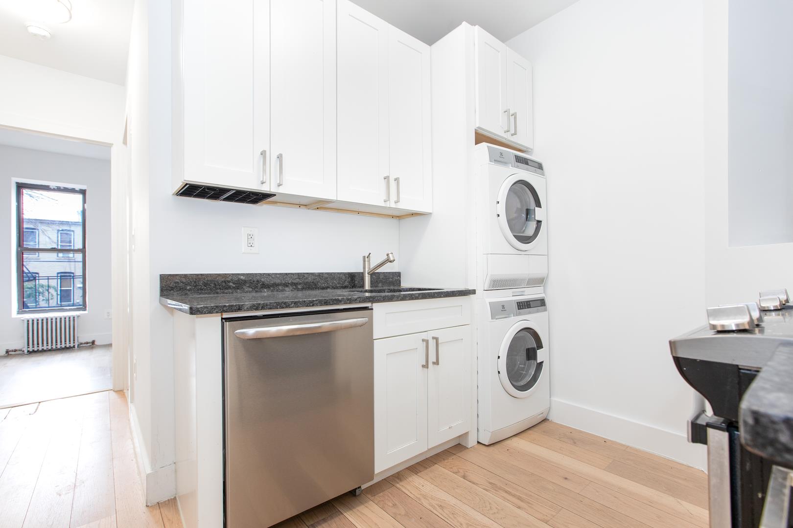 788 Madison Street, Apt 2-R