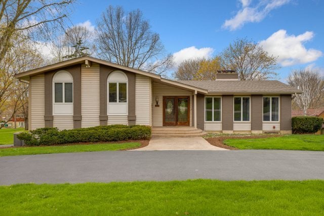 210 Greenwood Dr