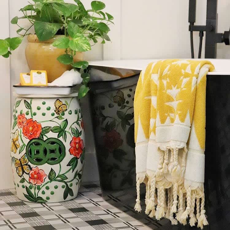 House Tour: Gorgeous Greens