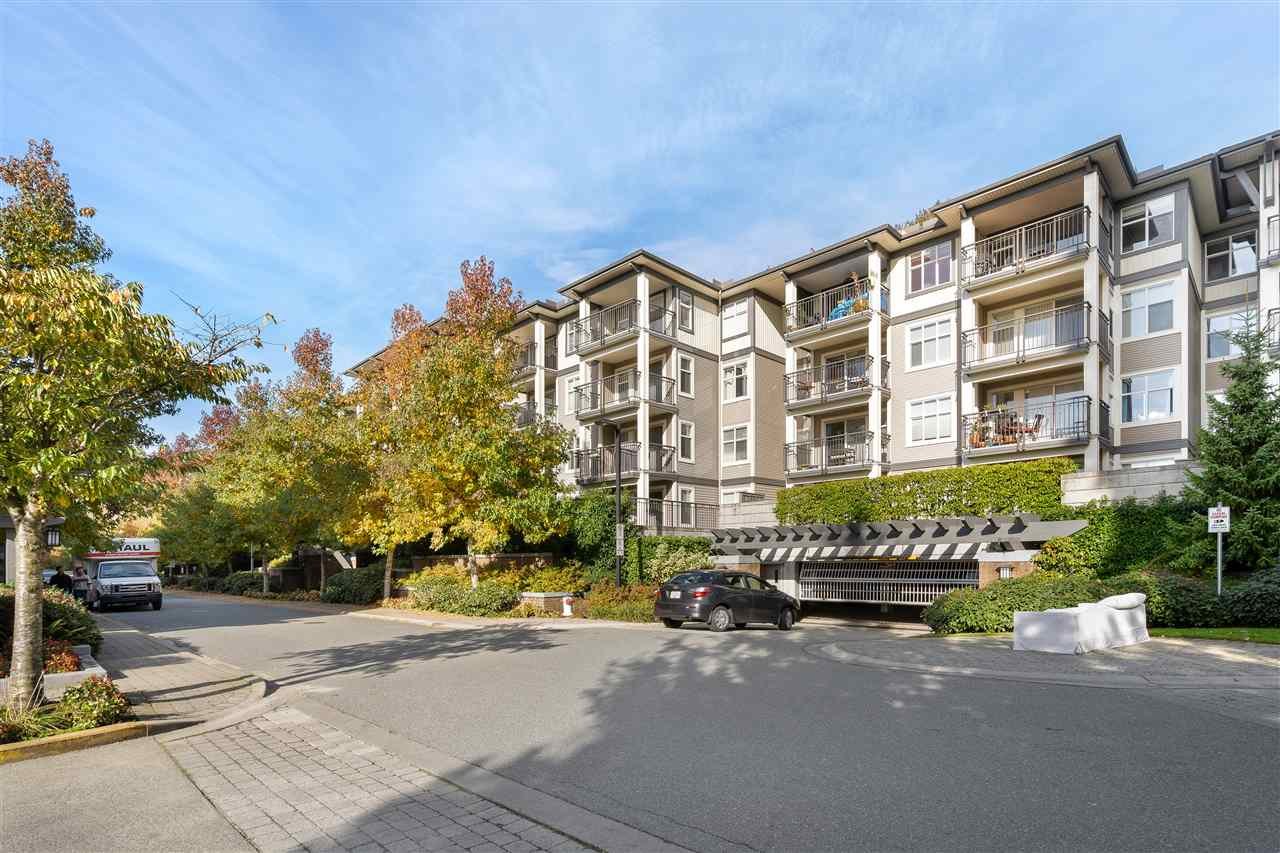 428-4833 Brentwood Dr