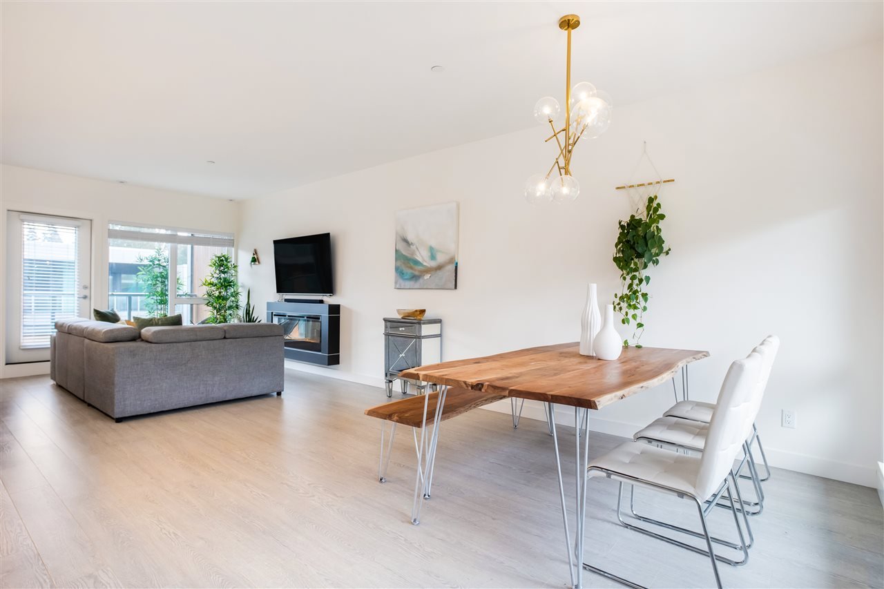 43-3596 Salal Dr