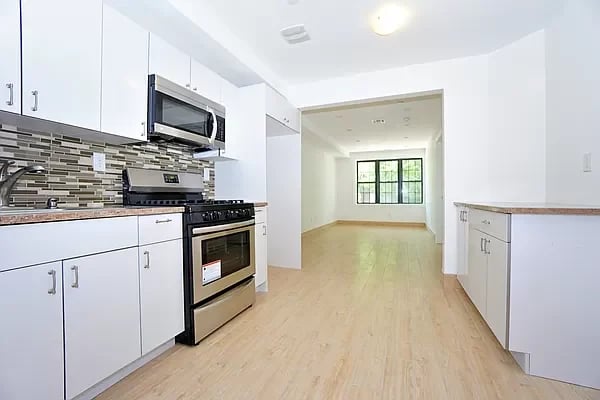 626 Greene Avenue Unit: 2