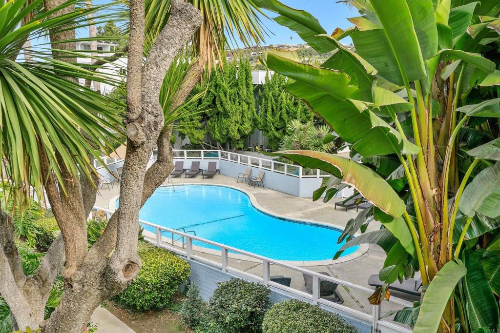 14-2354 Torrey Pines Rd, La Jolla