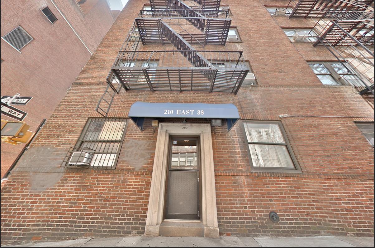 210 East 38th Street, Apt 4-E