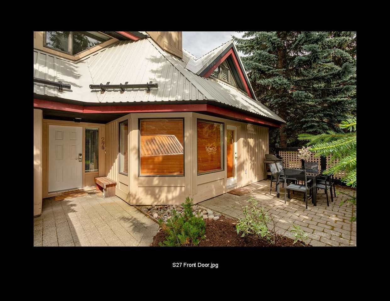 27-4637 Blackcomb Wy