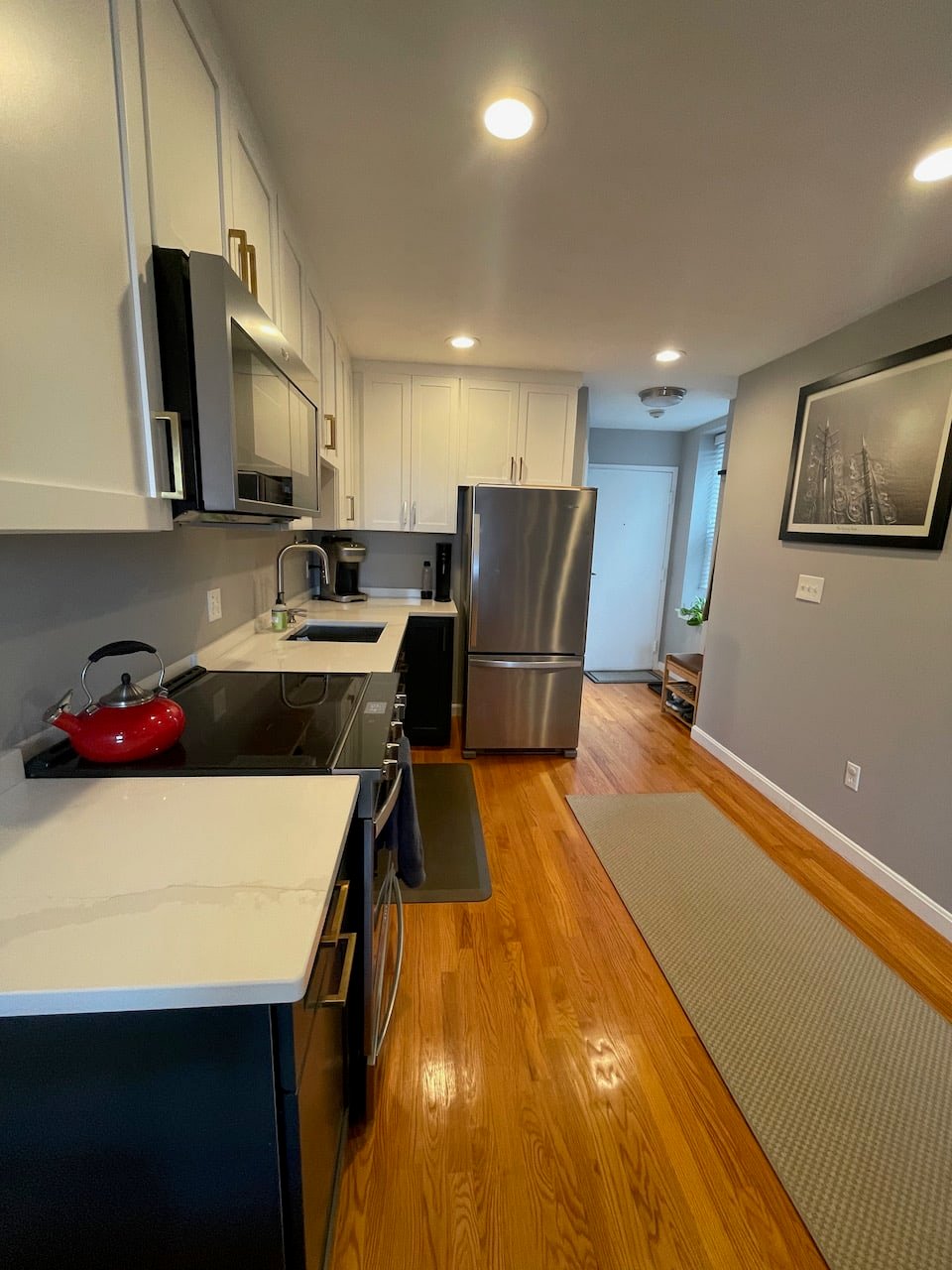 DECEMBER 1 - East Boston 2 bed 1 bath w/ Patio and Common Laundry - FURNISHED OR UNFURNISHED! 