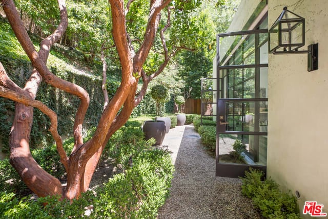 Blissful Manor