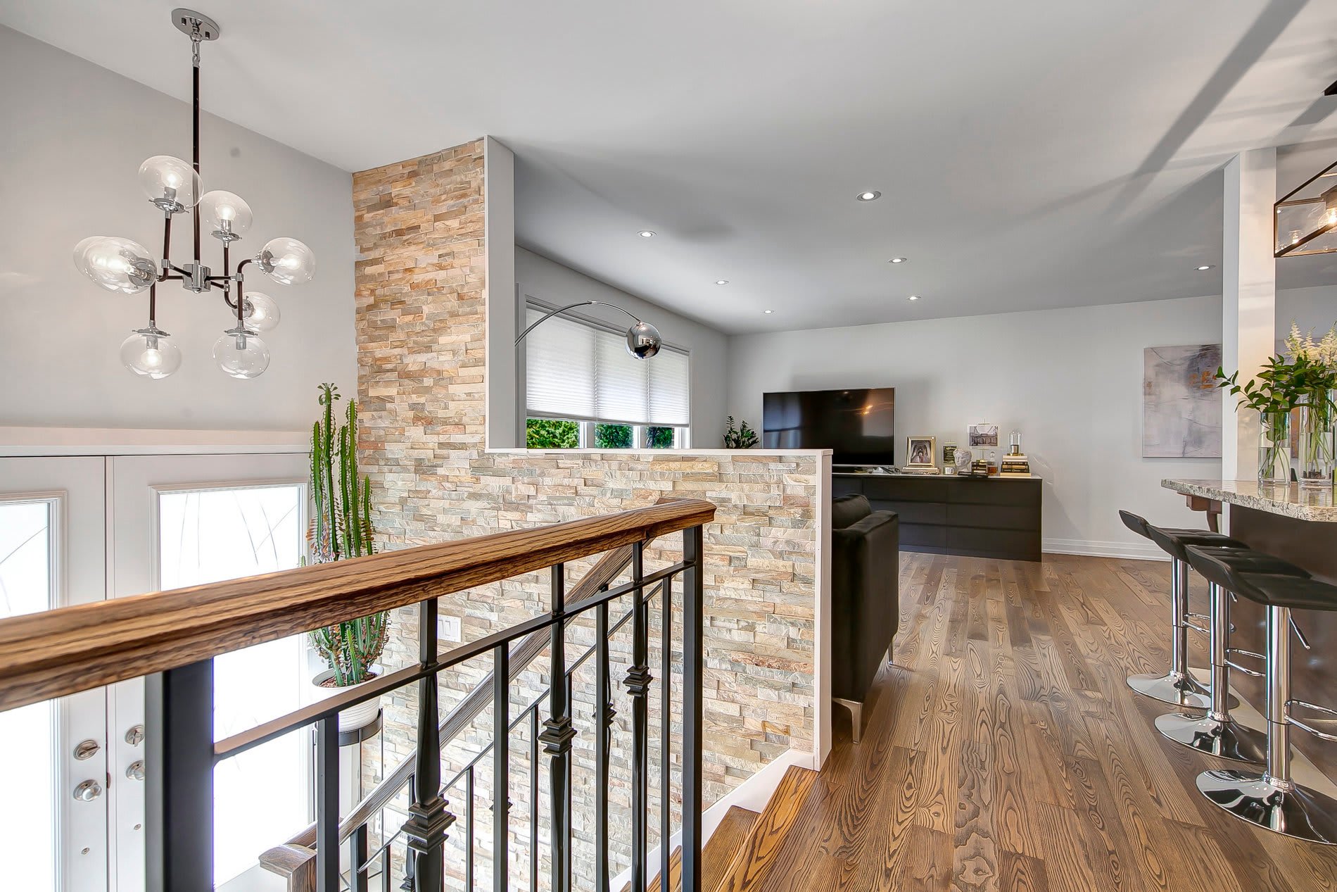 3177 The Credit Woodlands