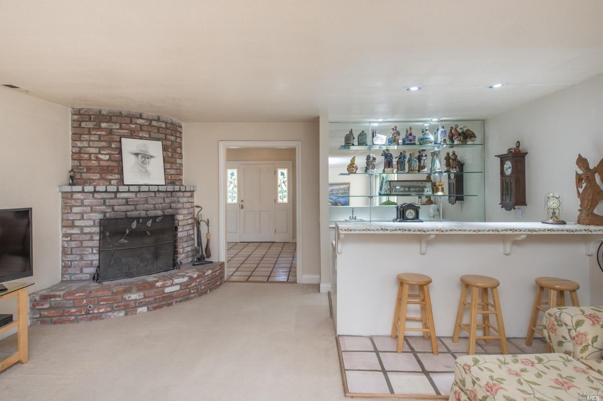 1660 Old Adobe Rd