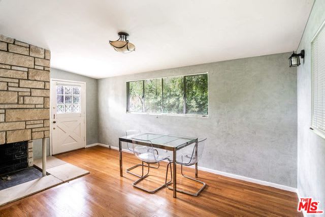 1555 San Ysidro Dr