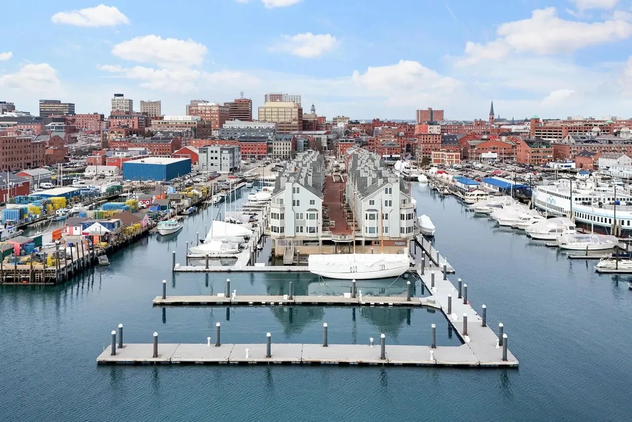 New Listing! 719 Chandlers Wharf, Portland, ME 04101 – $1,100,000