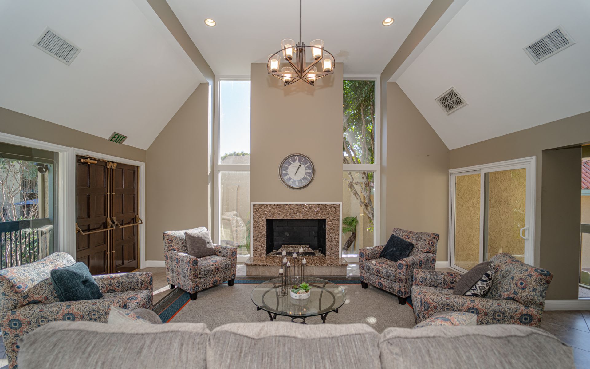 1070 Palo Verde Avenue