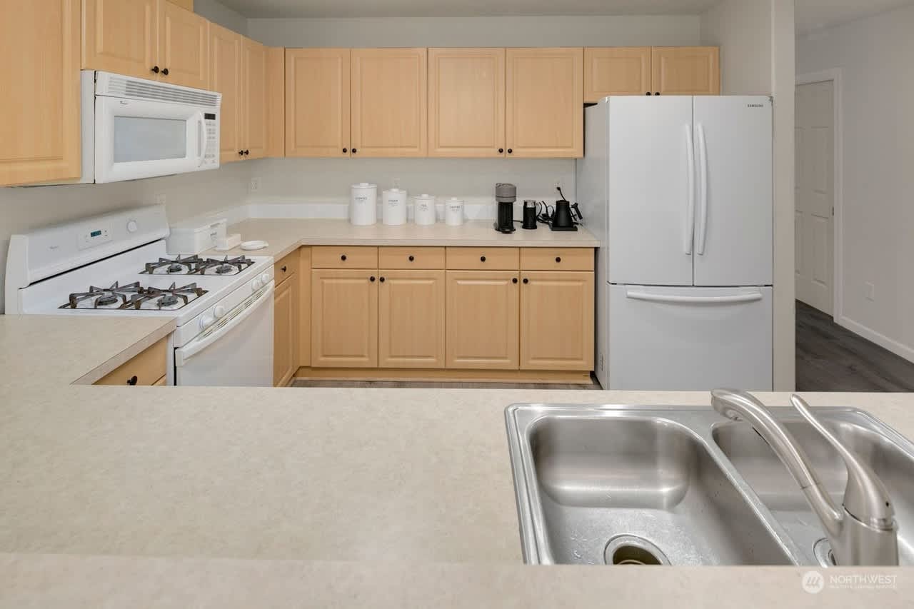 15414 35th Ave W #11