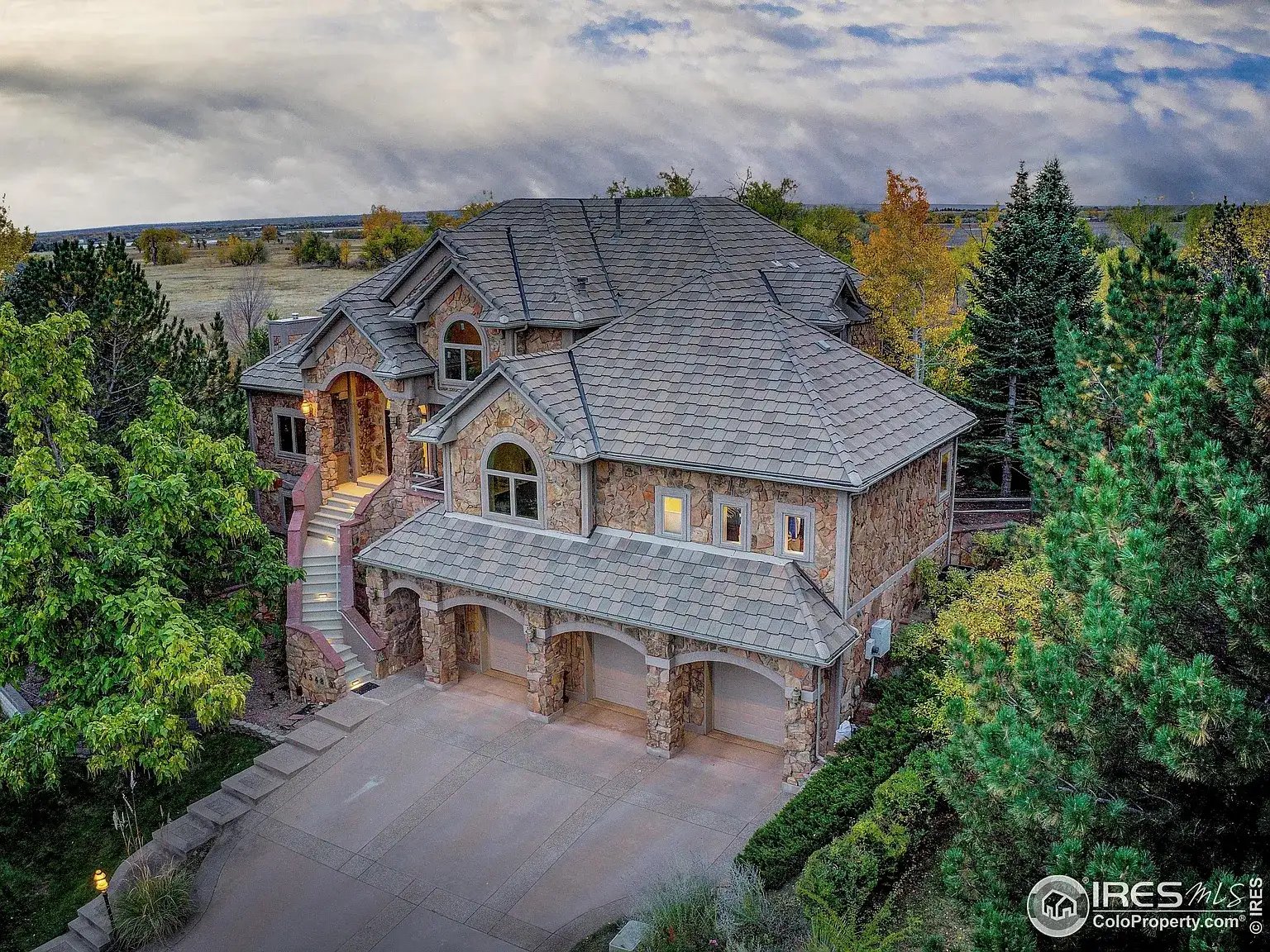 4348 Pebble Beach Dr