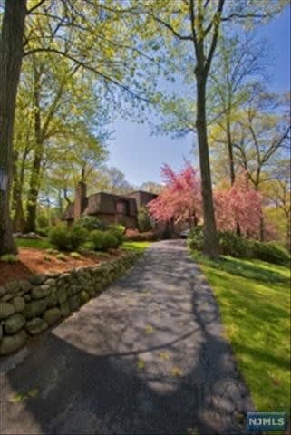 754 Oak Ln 