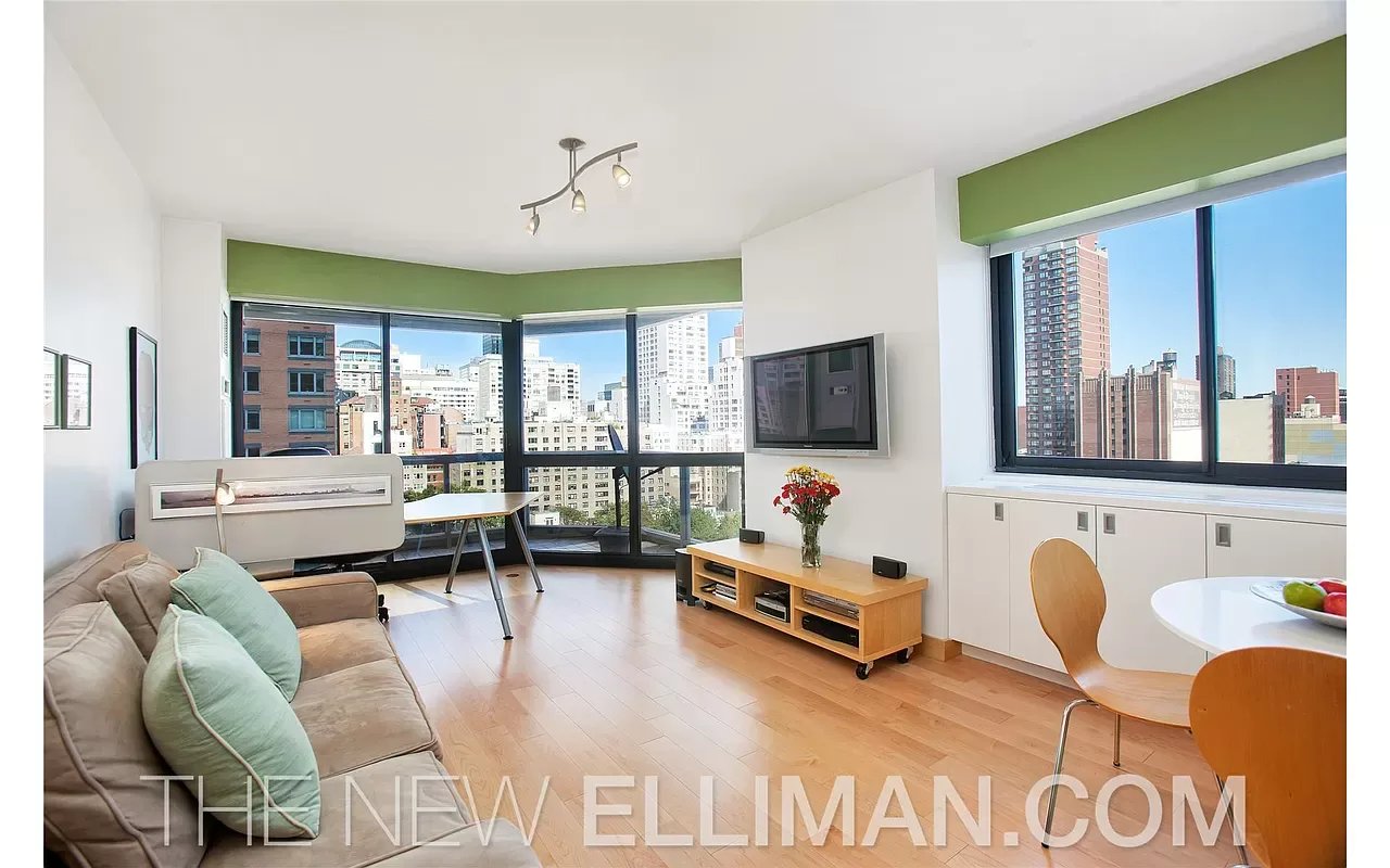 200 East 61st Street Unit: 14F