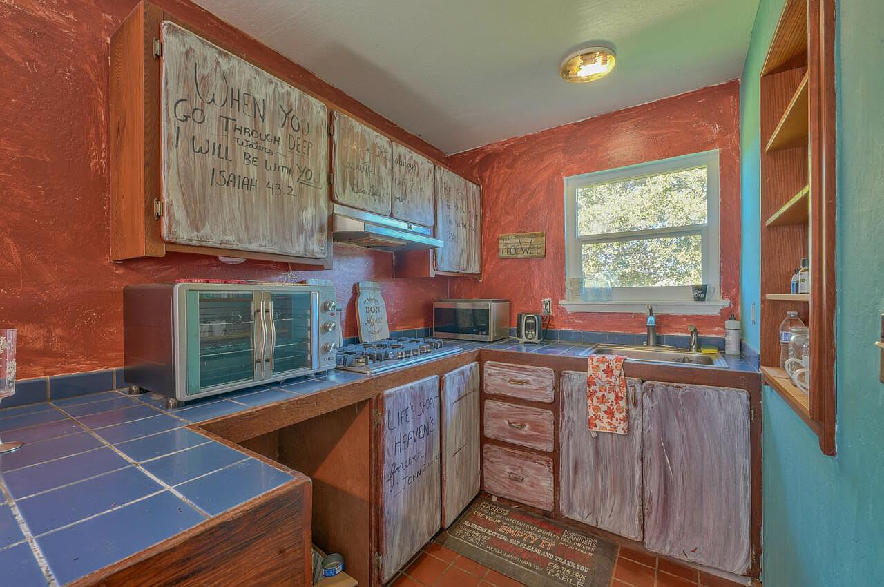 1084 San Miguel Canyon Rd