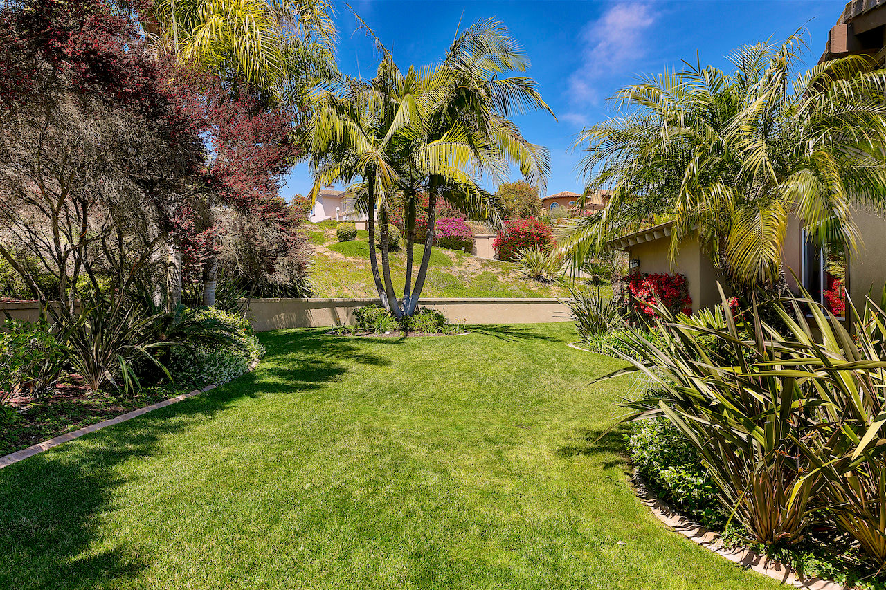 1710 Bella Laguna Court