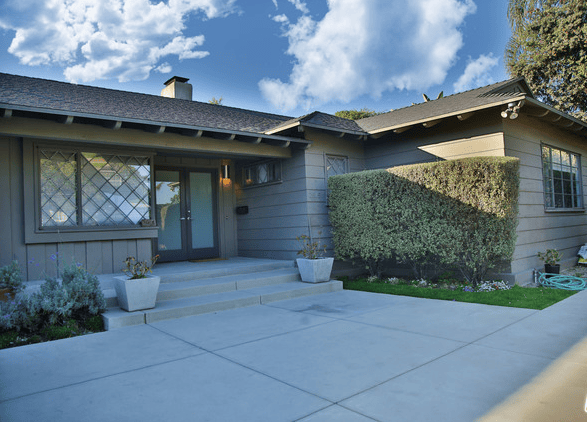 2915 Cavendish Drive