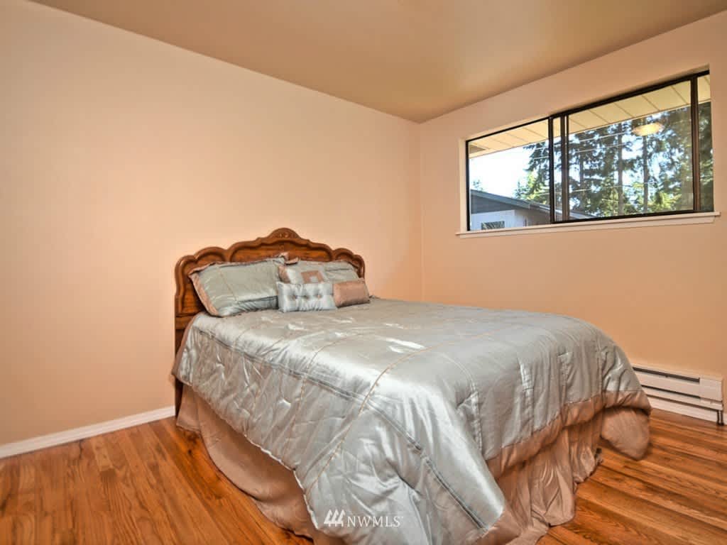 10602 243rd Pl SW