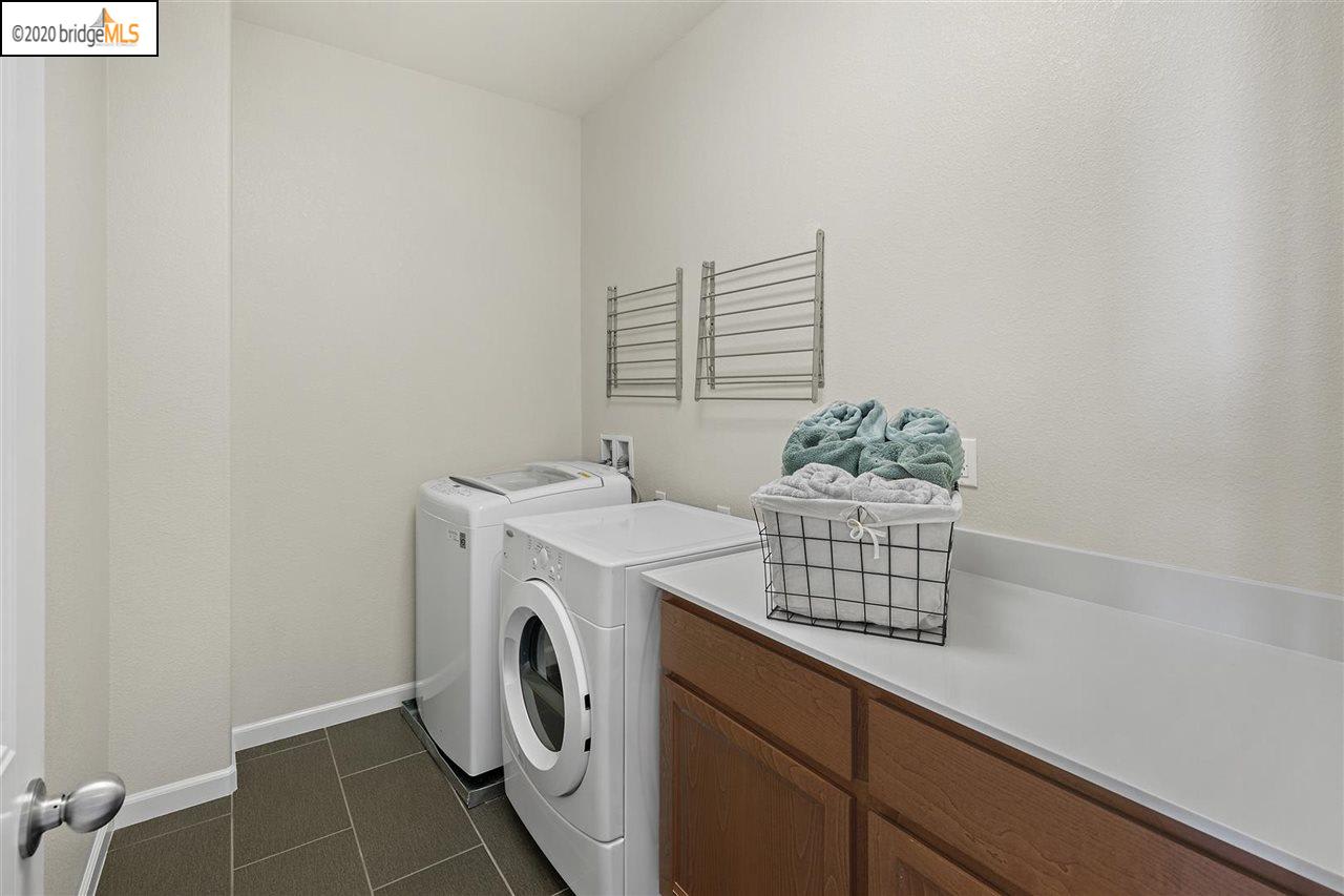 6296 Rocky Point Ct Oakland, CA, 94605