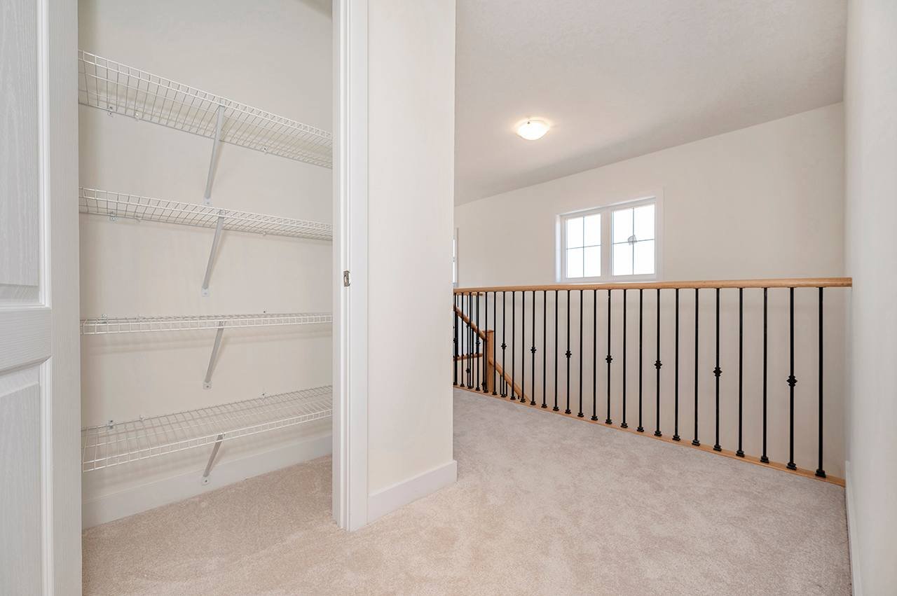 194 Aviron Cres