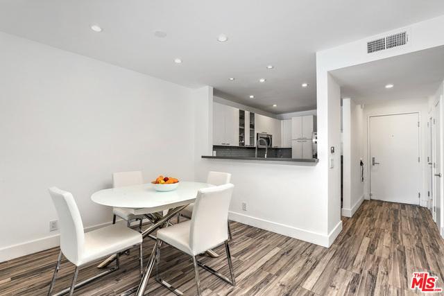 1617 S Beverly Glen Blvd Unit: 107