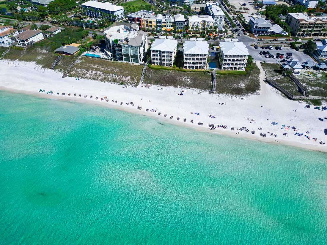 Gulf Place Wine Walk