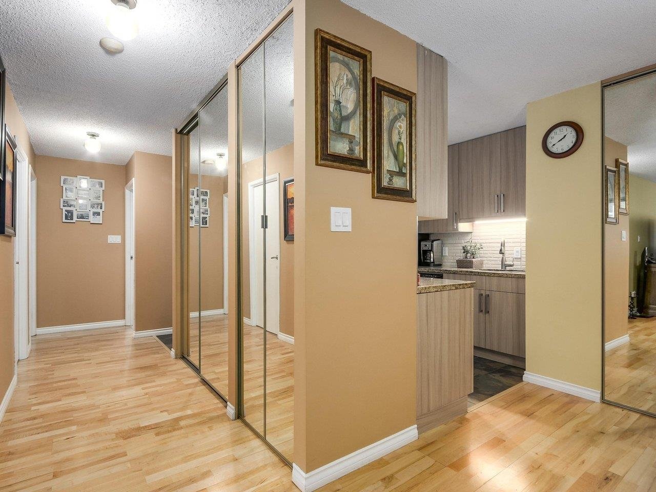 301-6455 Willingdon Avenue, Burnaby