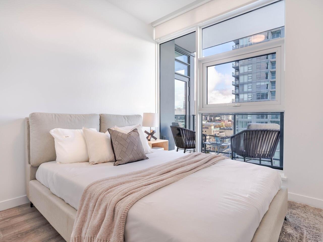 906-680 Quayside Drive, New Westminster