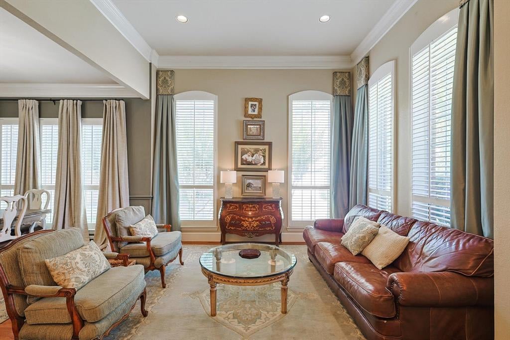 6421 Scotsbluff Ct