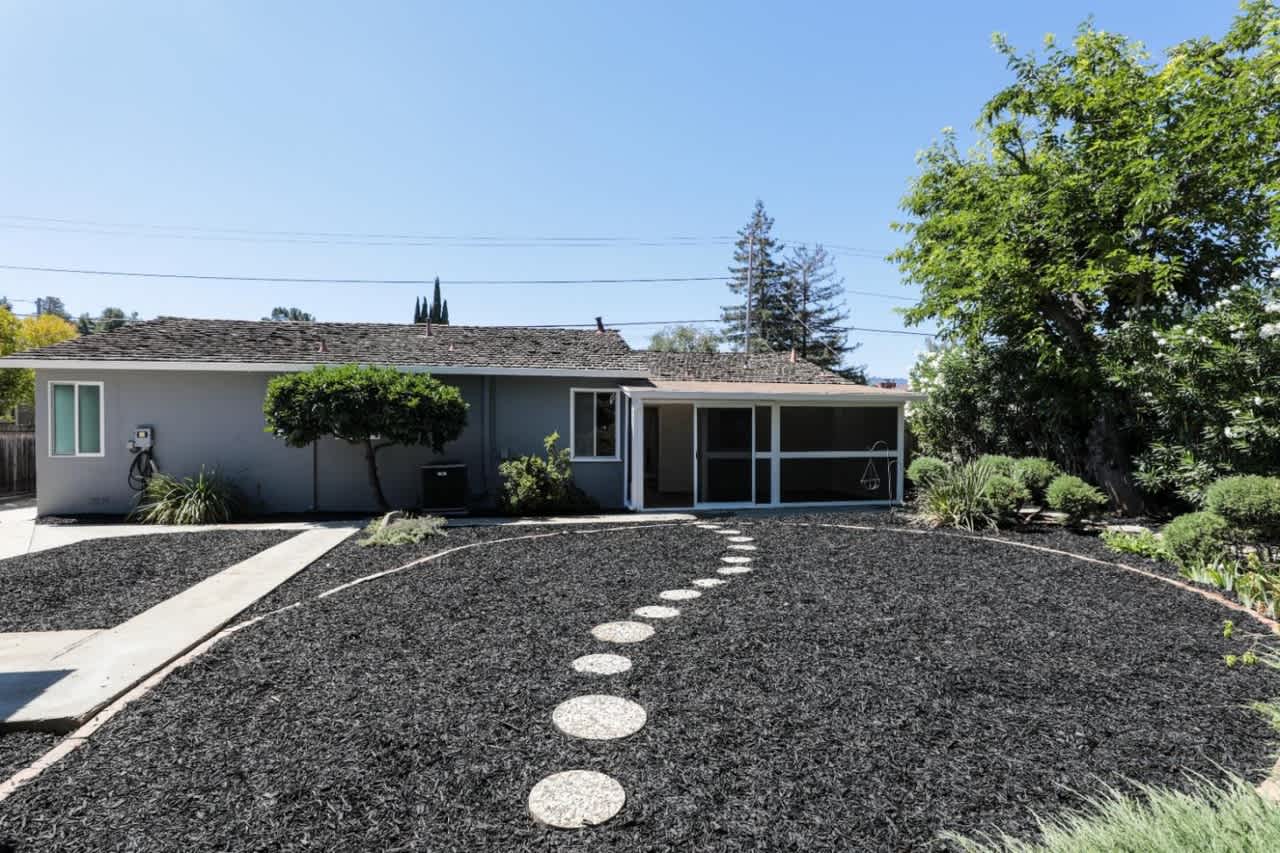 1724 Pilgrim Ave
