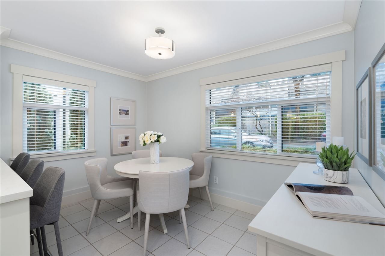 38-889 Tobruck Avenue, North Vancouver