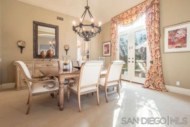 5847 Meadows Del Mar