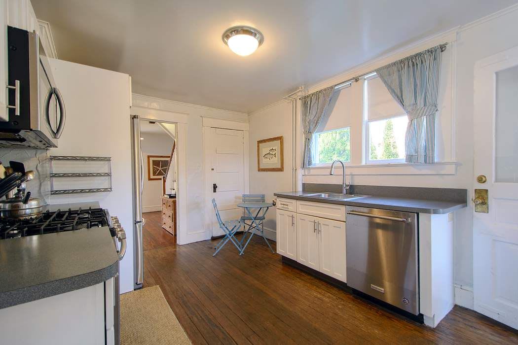 Classic Halsey Street Village Home