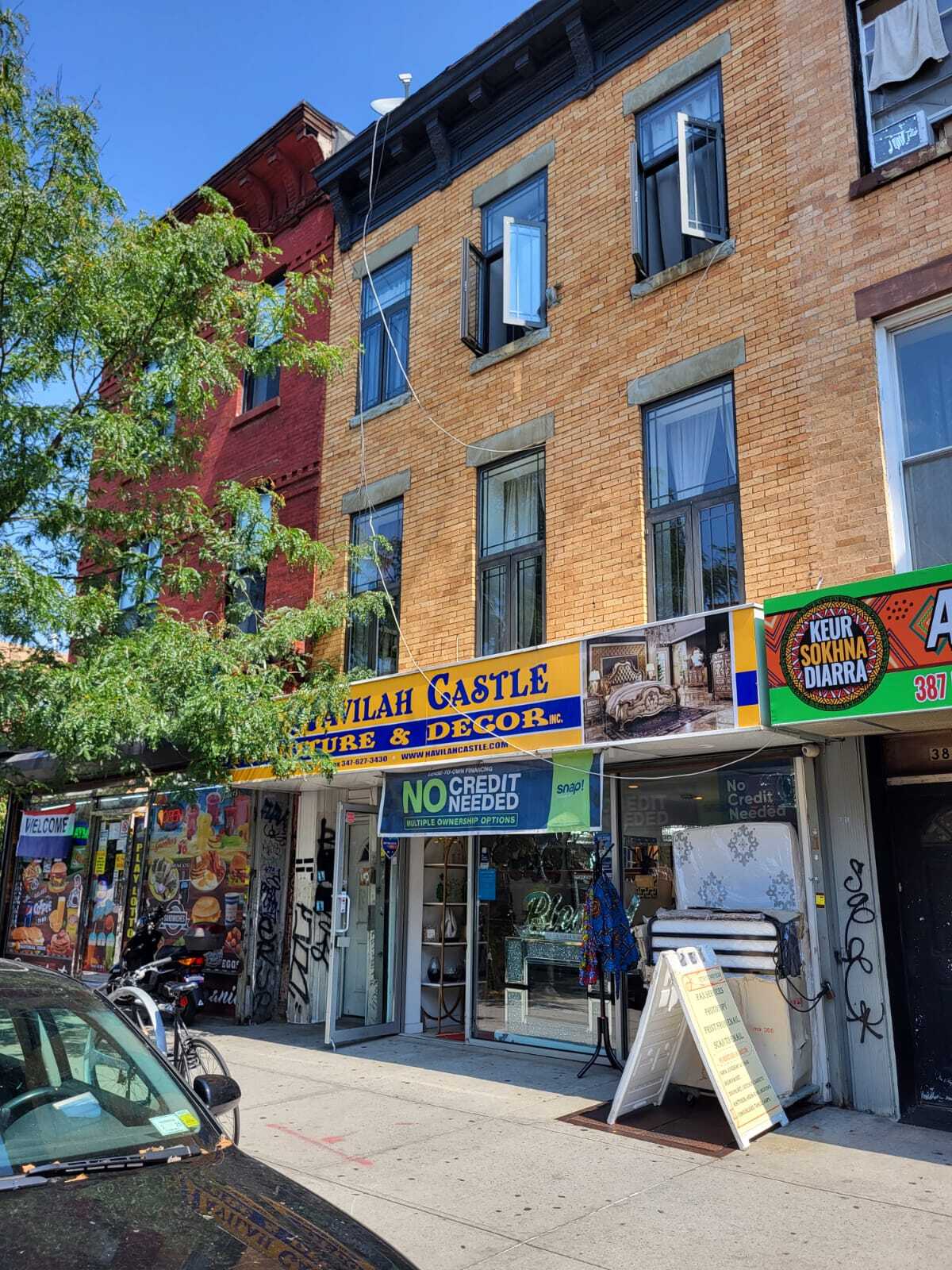 385 Nostrand Avenue