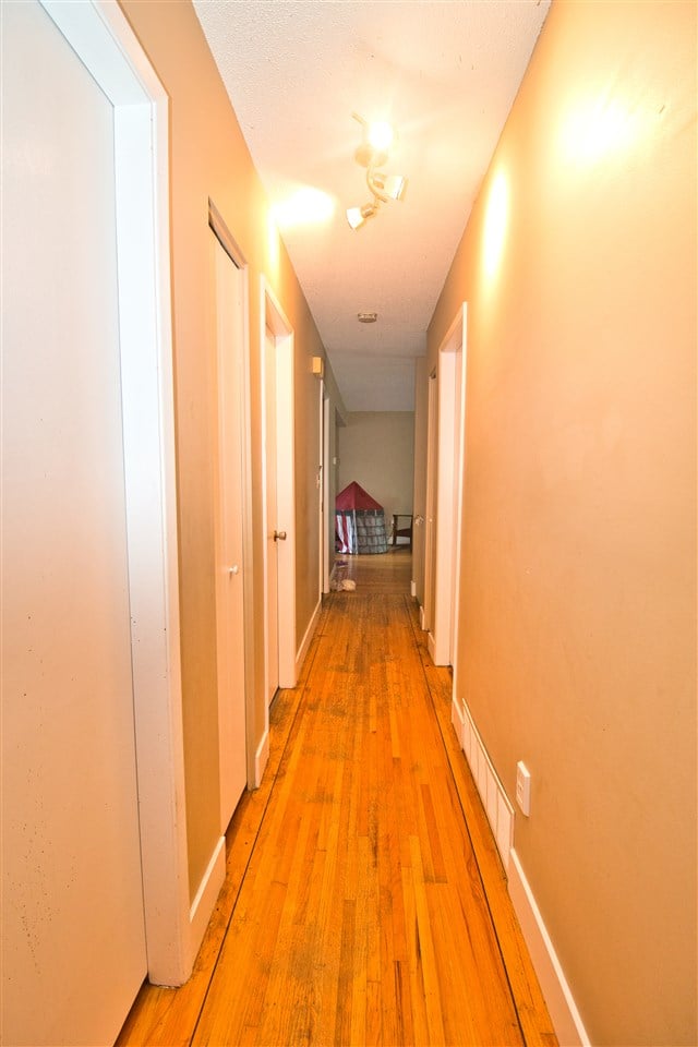 4929 44a Ave