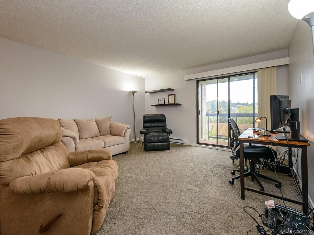 406-2757 Quadra St
