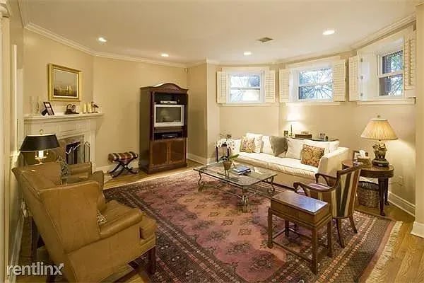90 Marlborough St, #1