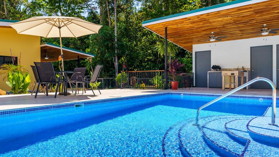 CUSTOM BUILT LUXURY RETREAT WITH GUEST VILLAS IN OJOCHAL